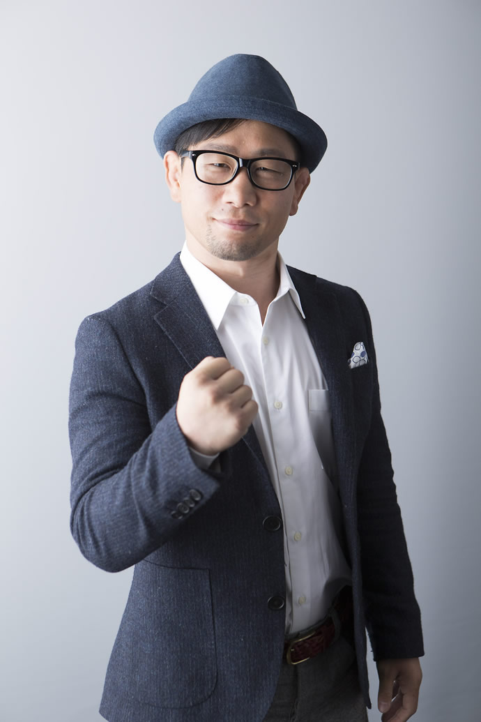 戸井田克也